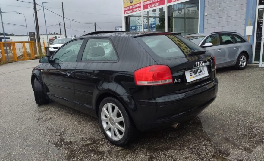 AUDI A3 1.6 i 102CV