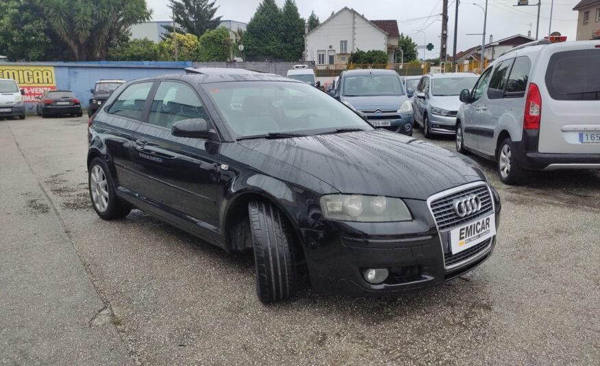 AUDI A3 1.6 i 102CV