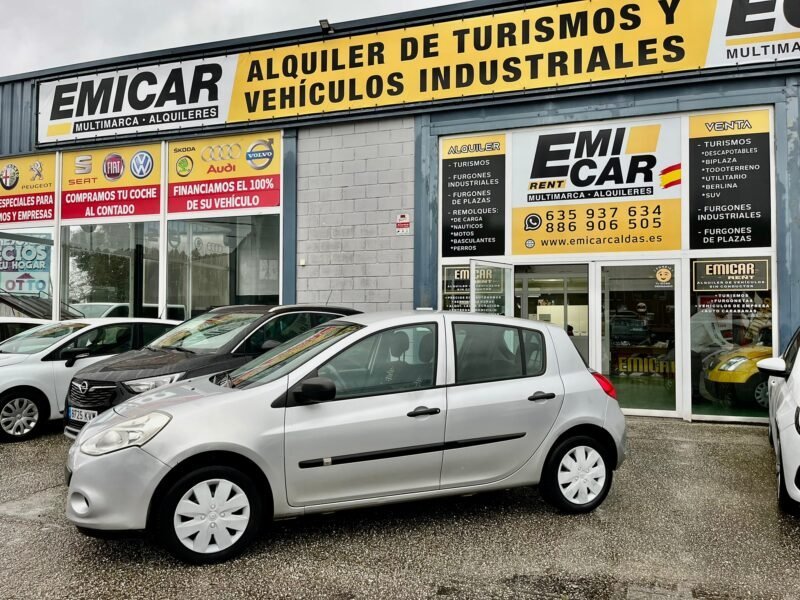 RENAULT Clio 1.2 i 16V 75 CV