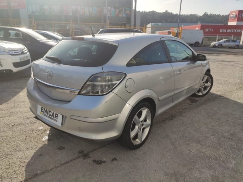 OPEL Astra H GTC 1.9 CDTI 120CV