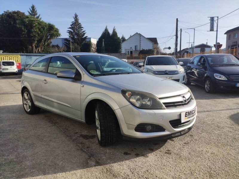 OPEL Astra H GTC 1.9 CDTI 120CV