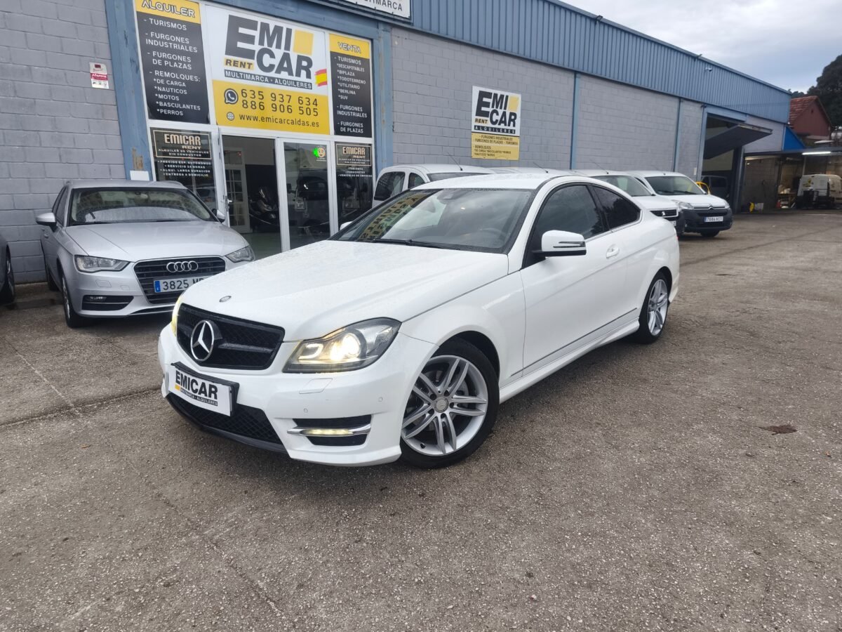 MERCEDES-BENZ CLASE C C220 COUPE AMG