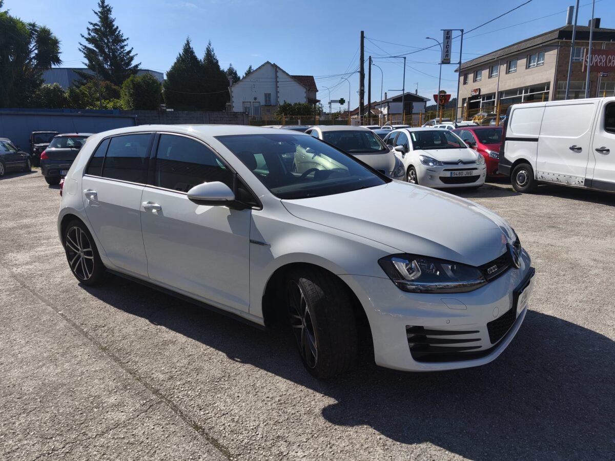 VOLKSWAGEN GOLF GTD 2.0 TDI 184 CV