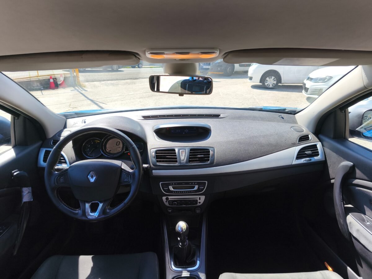 RENAULT Megane III Hatchback 1.6 dCi FAP S&S 130 CV