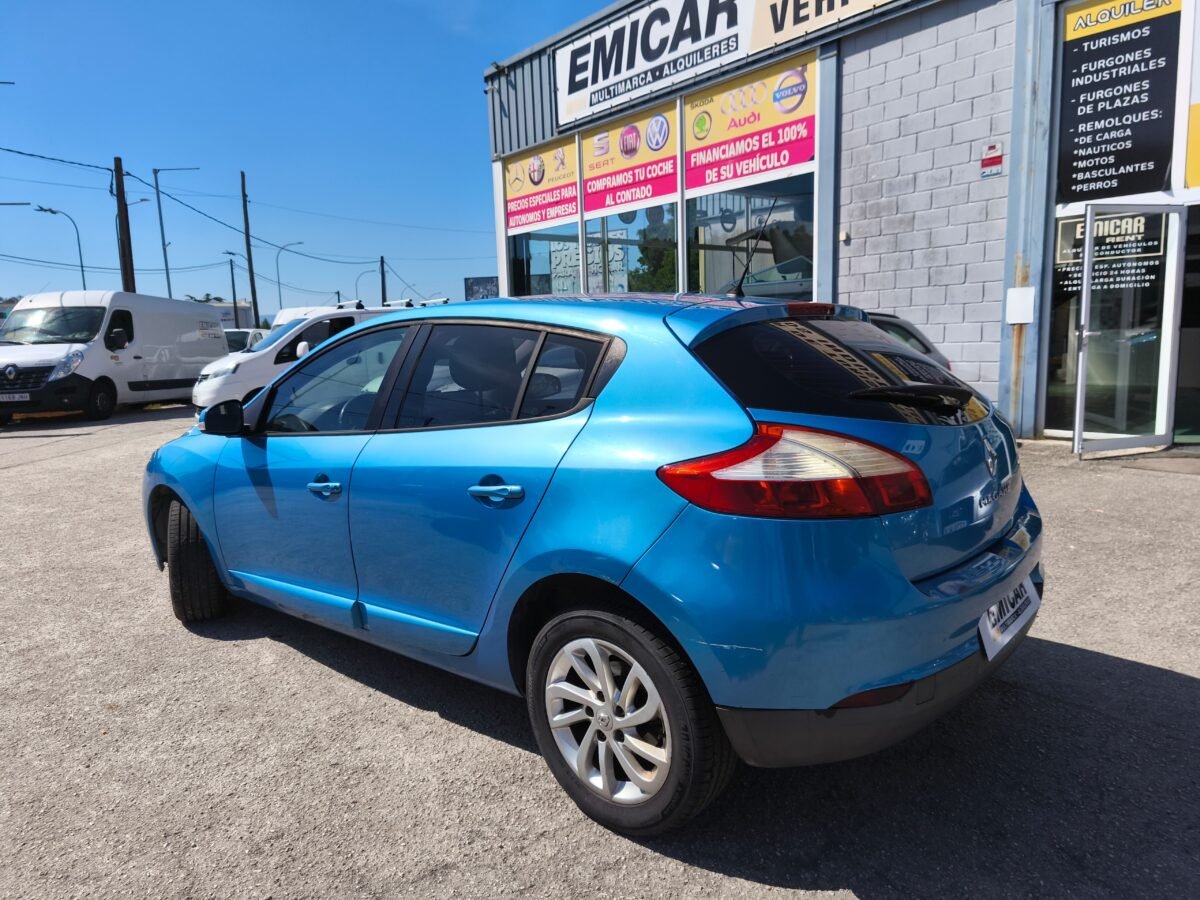 RENAULT Megane III Hatchback 1.6 dCi FAP S&S 130 CV