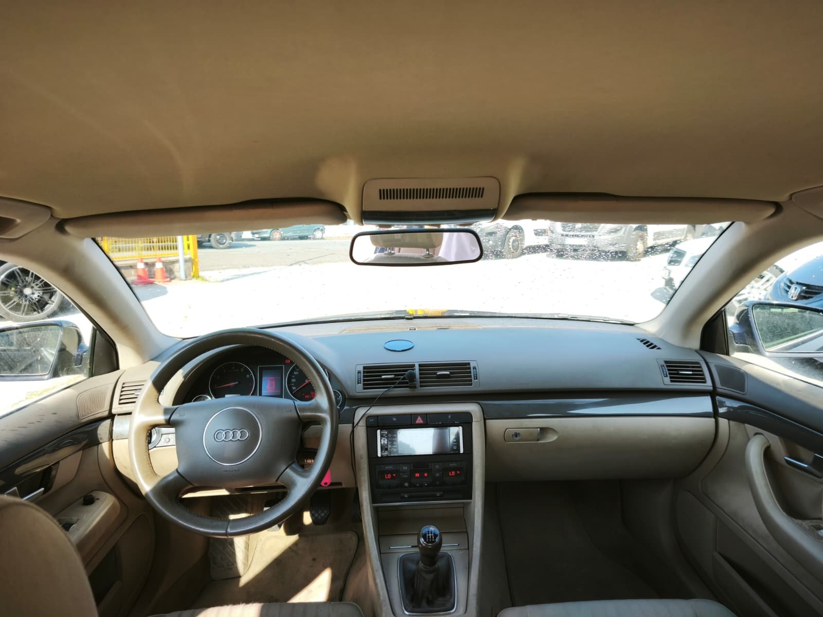 AUDI A4 2.0 i 130cv