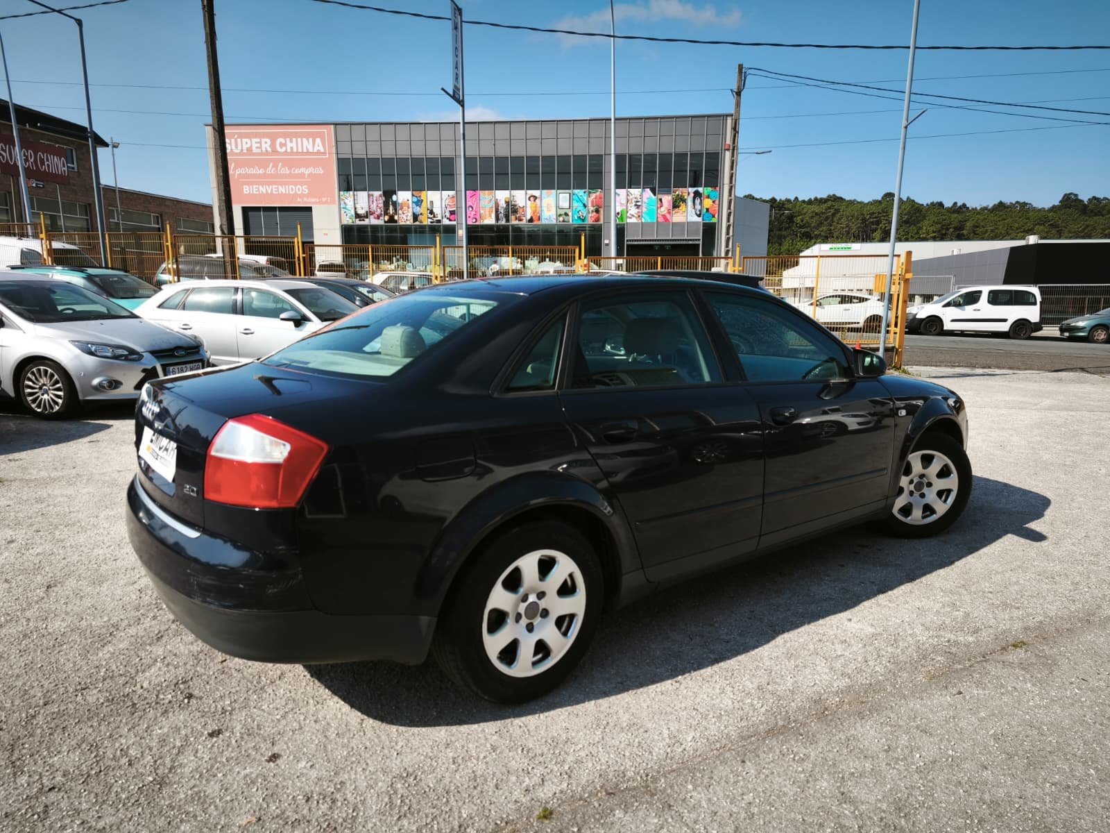 AUDI A4 2.0 i 130cv