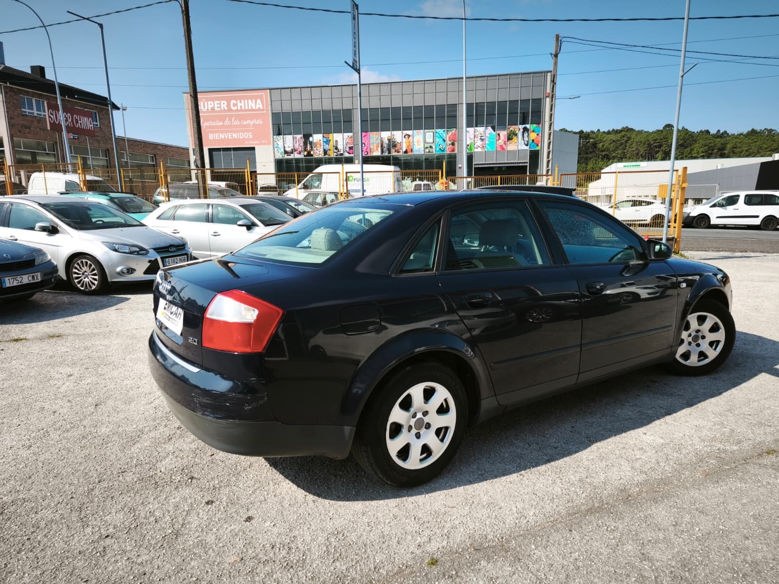 AUDI A4 2.0 i 130cv