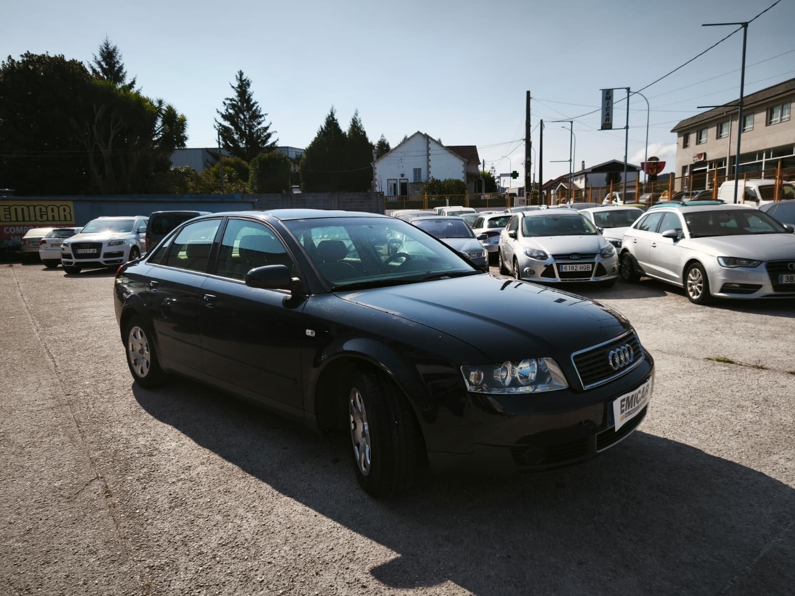 AUDI A4 2.0 i 130cv