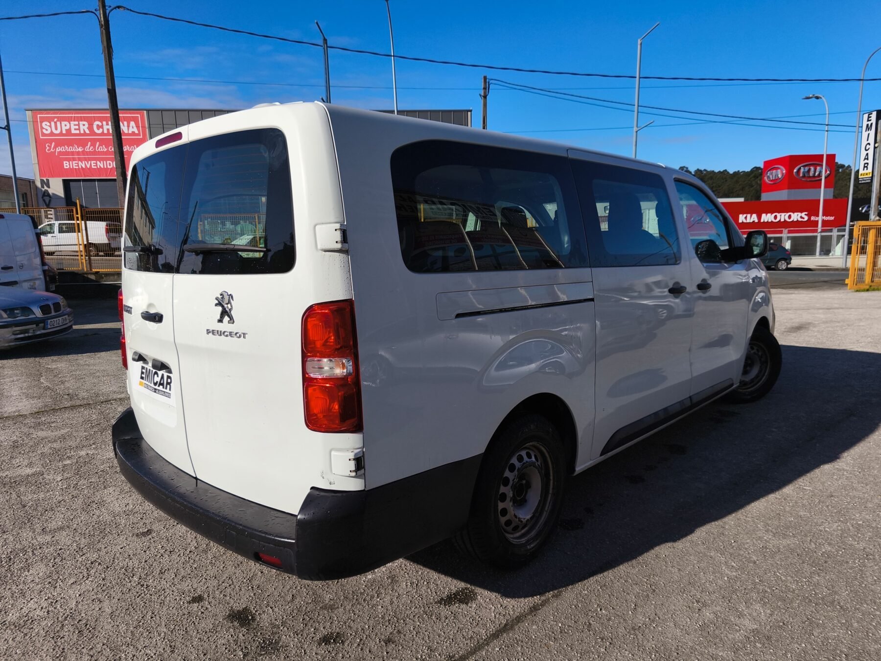 PEUGEOT EXPERT TRAVELLER 1.5 BLUEHDI 120CV